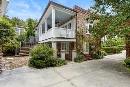 15 East Battery Street