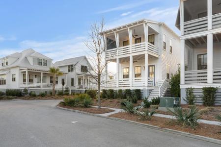 2551 Helmsman Road, Johns Island SC 29455