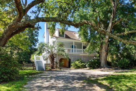 281 Hawthorne Street