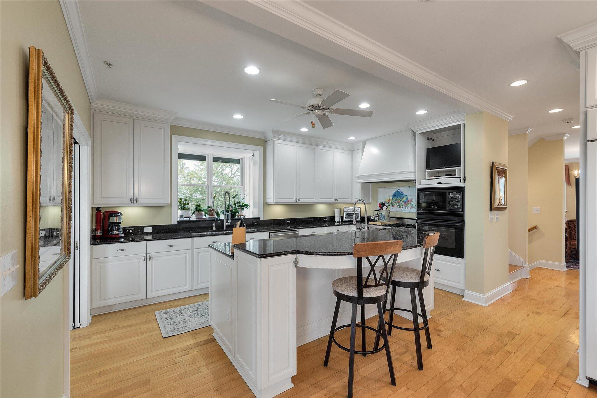 Image 4: 029-27 Waterway Island_i_Lowcountry_Expo