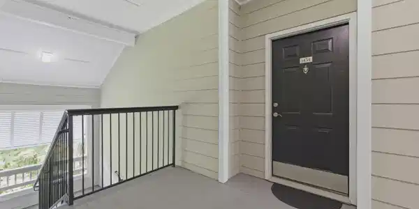 Image 3: 3rd Floor Entrance