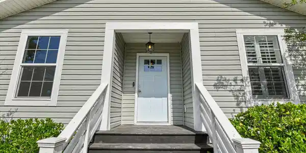 Image 4: Fiall Front