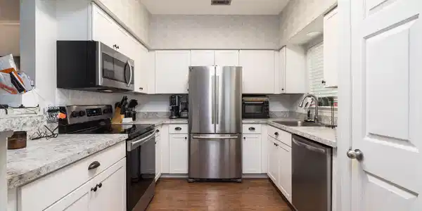 700 Daniel Ellis Drive