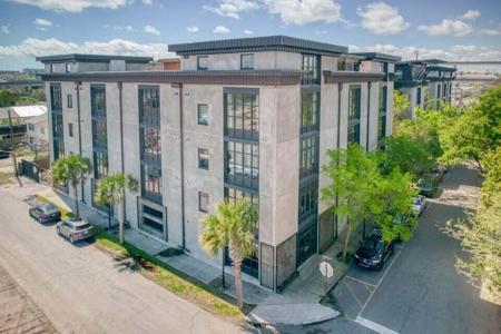 1 Cool Blow Street # 331, Charleston SC 29403