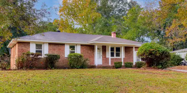 1327 Hampshire Road, Charleston SC 29412