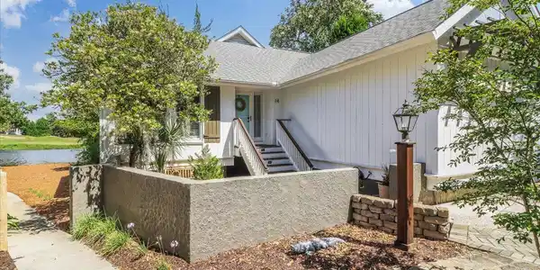 14 Lake Village Lane