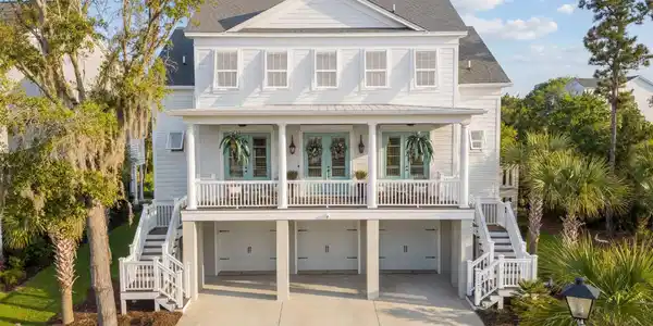 1537 Menhaden Lane