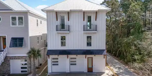 42 Enclave Place