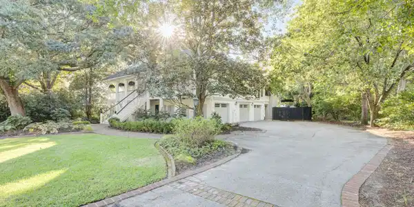 638 Hobcaw Bluff Drive