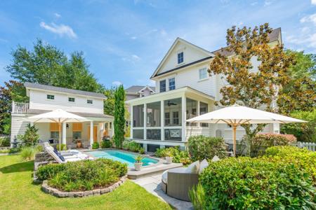 813 Tupelo Bay Drive