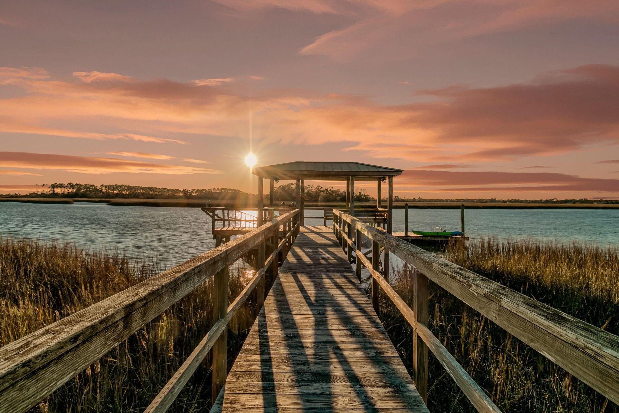 Image 2: CREM - 121 Bobcat twilight-2