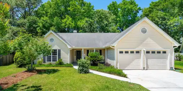 733 Woodland Pointe Place, Mount Pleasant SC 29464
