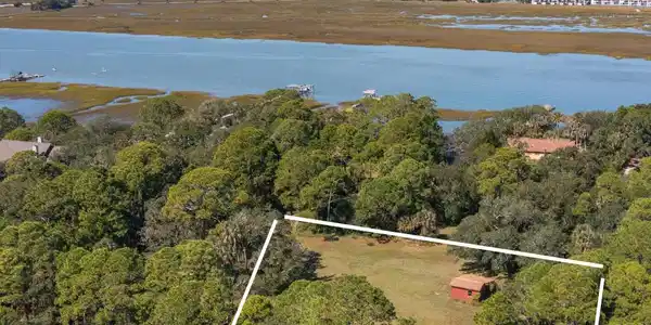 Lot 3, Folly Beach SC 29439 410 E Indian Avenue