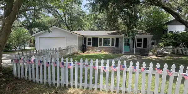 734 Sinlea Avenue