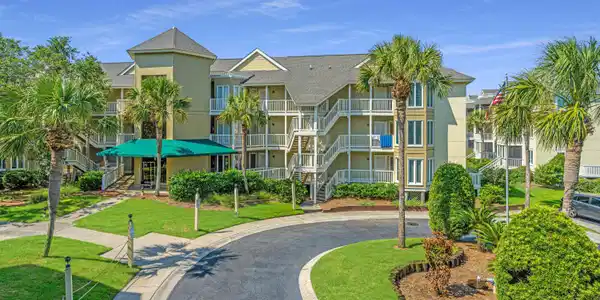 9000 Palmetto Drive