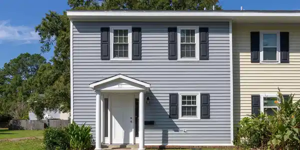 313 Lakeside Drive