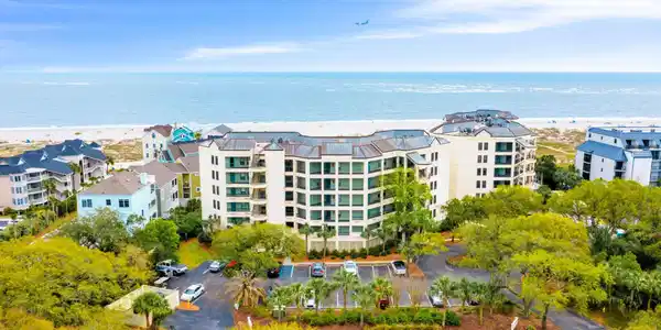 8000 Palmetto Drive