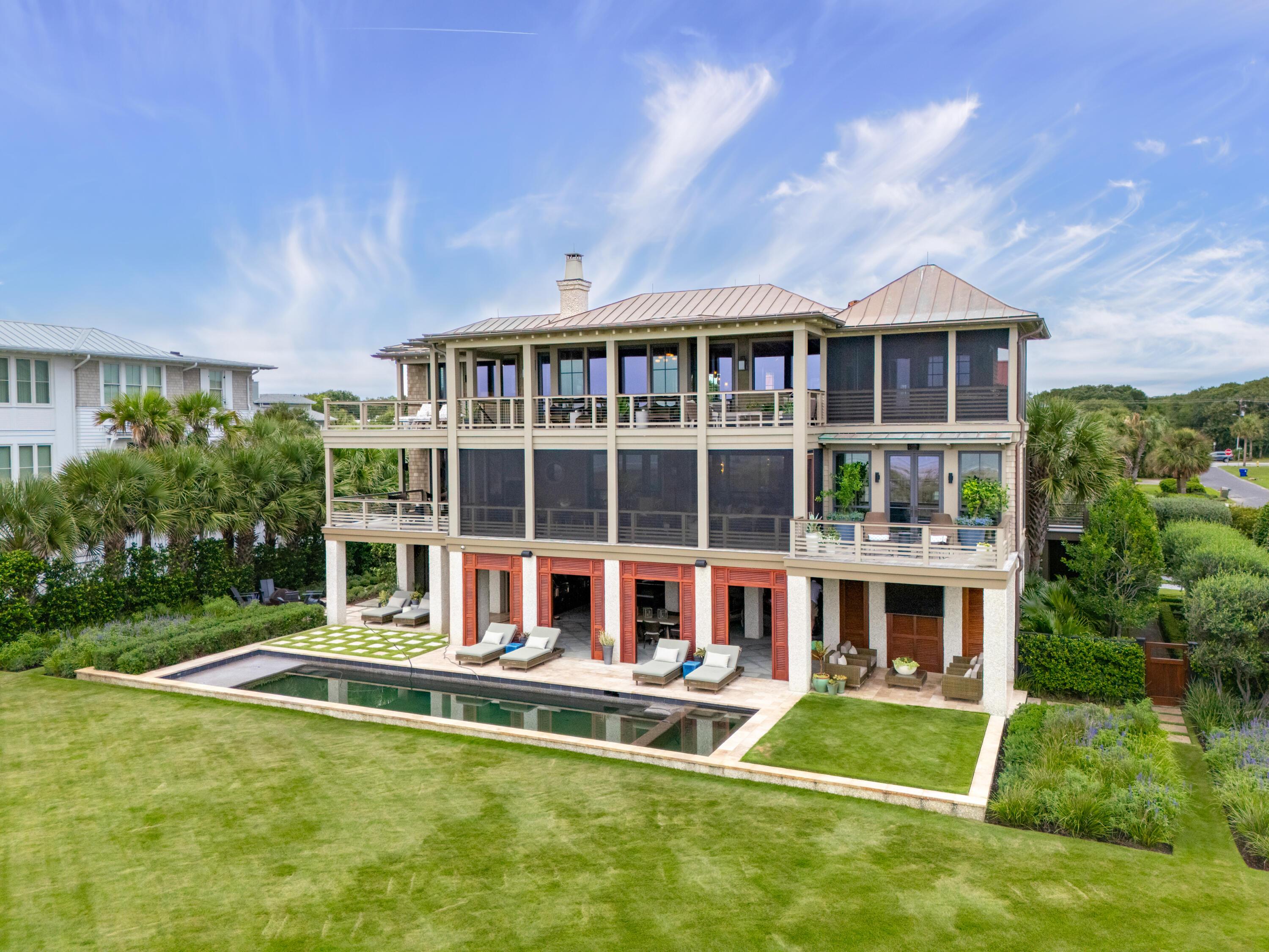 Image 2: Back of House