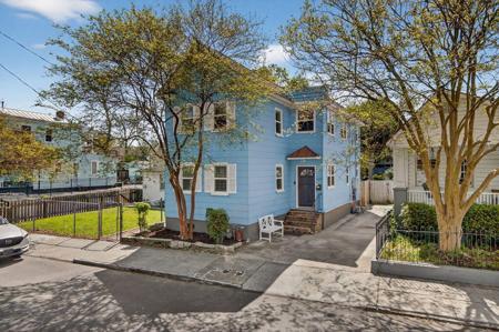 435 Race Street