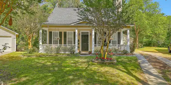 2348 Kennison Lane