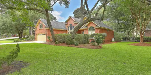 1242 Hidden Lakes Drive