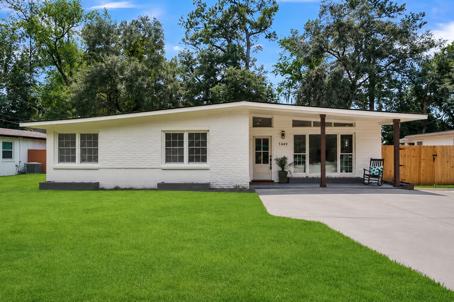 Image 1: Sherwood Drive