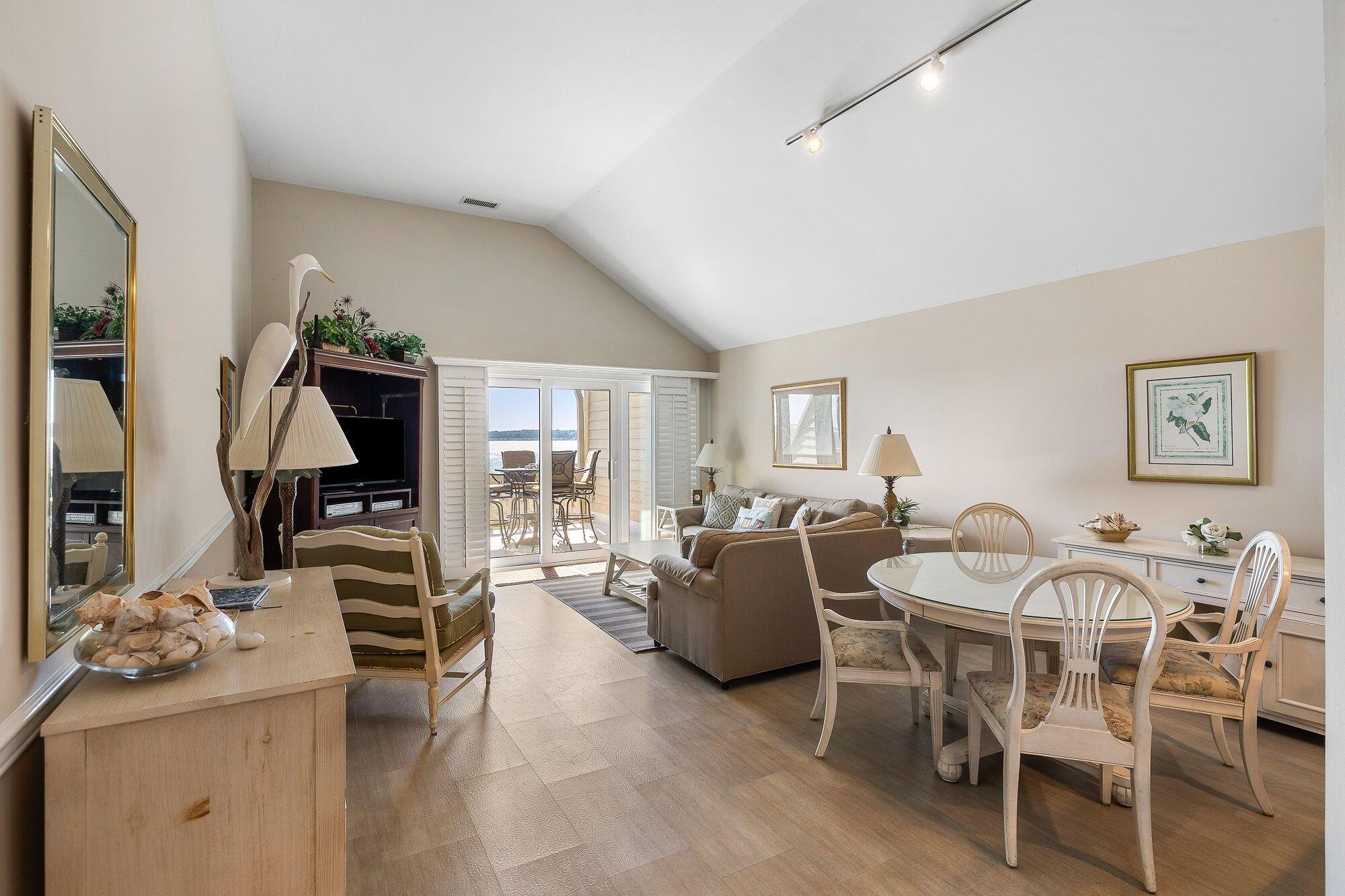 Image 3: 3-web-or-mls-1304 Pelican Watch Villas
