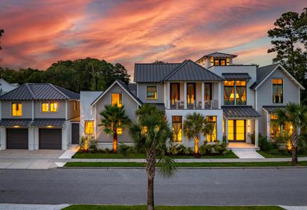 700 Stucco Lane