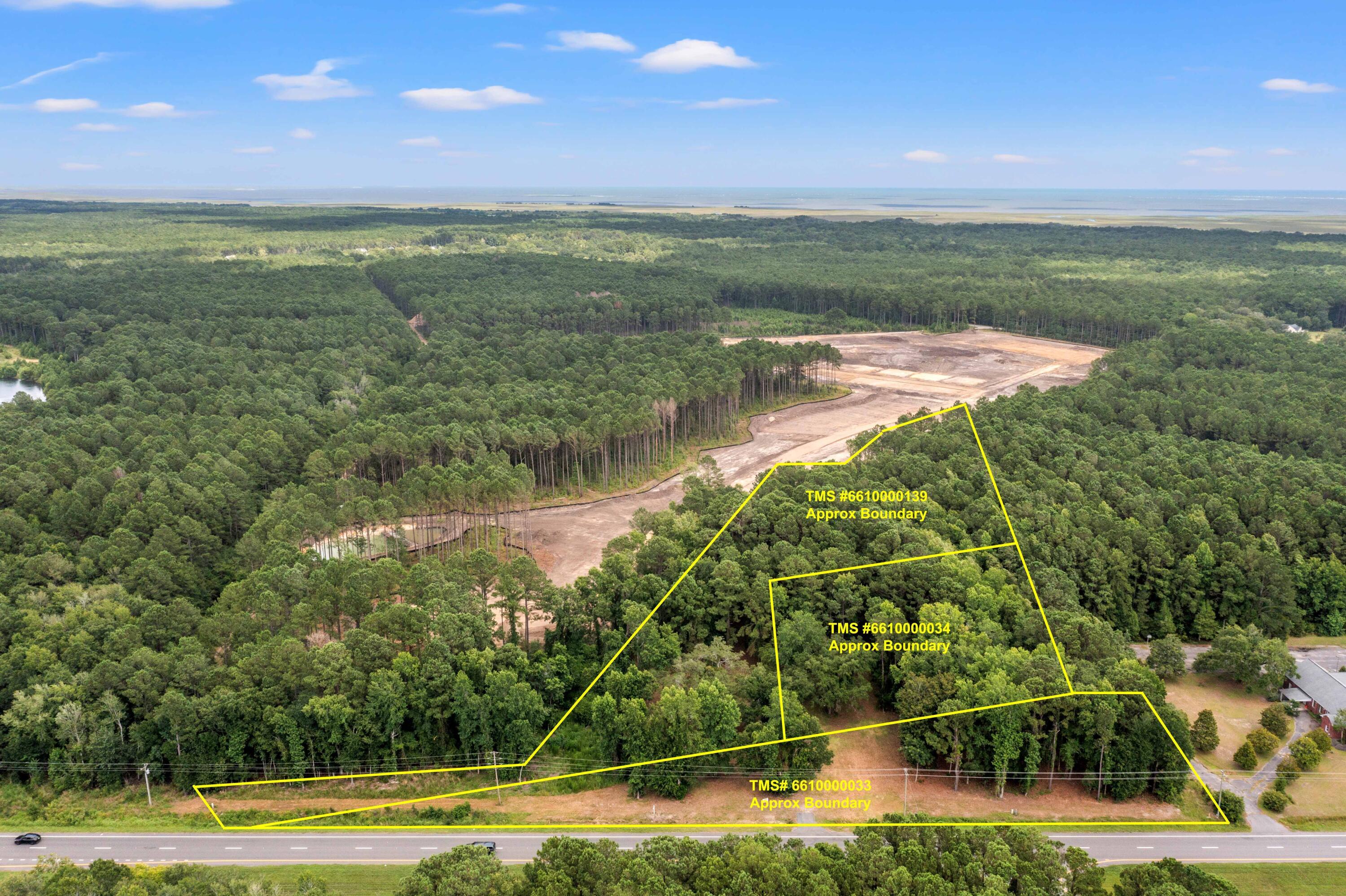 Image 2: 3 Parcels included in sale