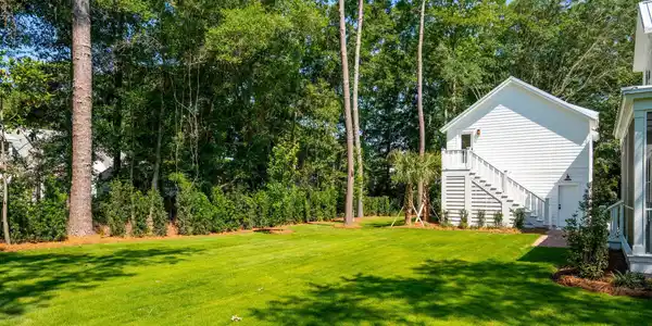 Image 3: 914LakeviewDr-KeenEyeMarketing-091