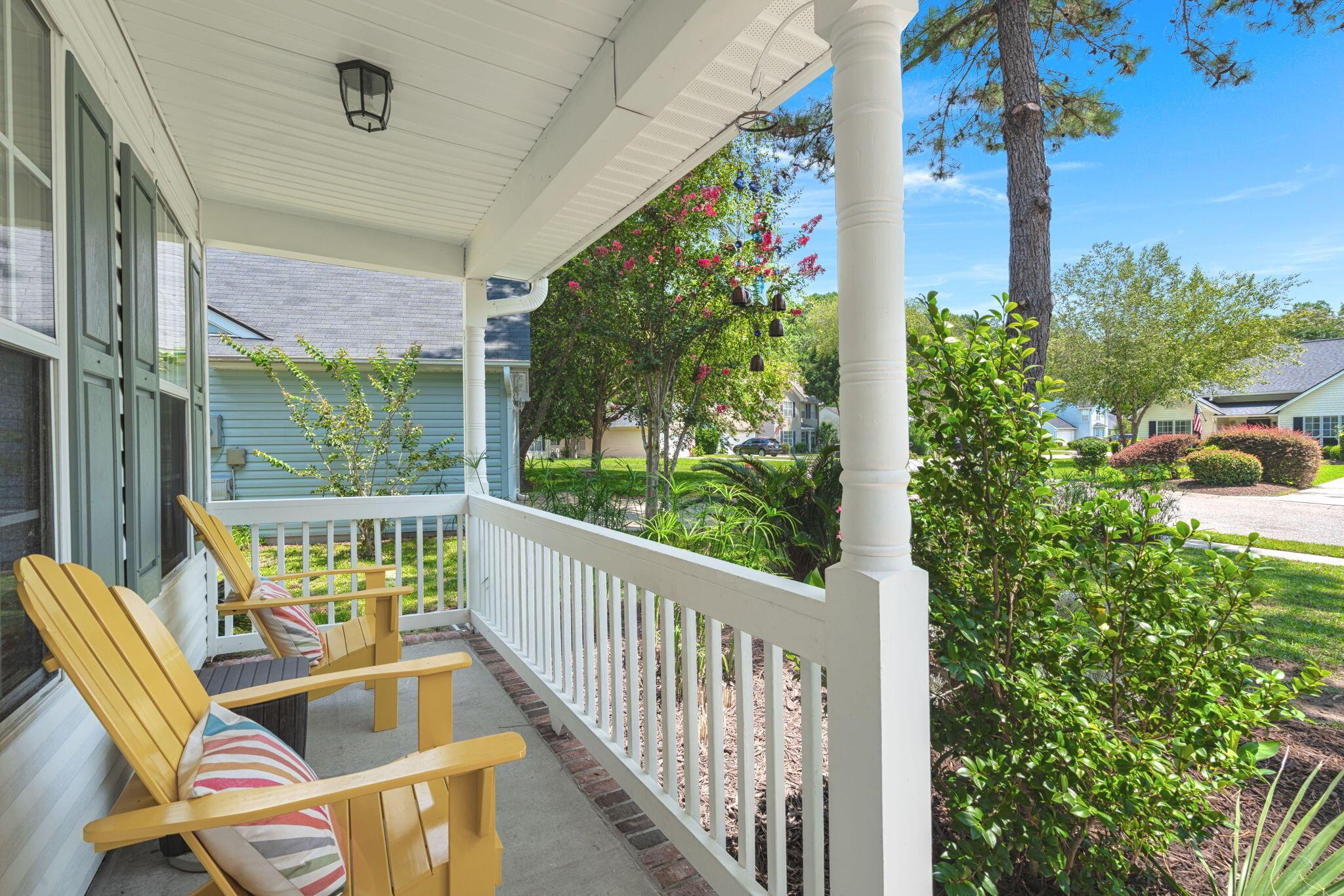 Image 3: Porch