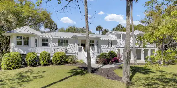 110 Sparrow Drive