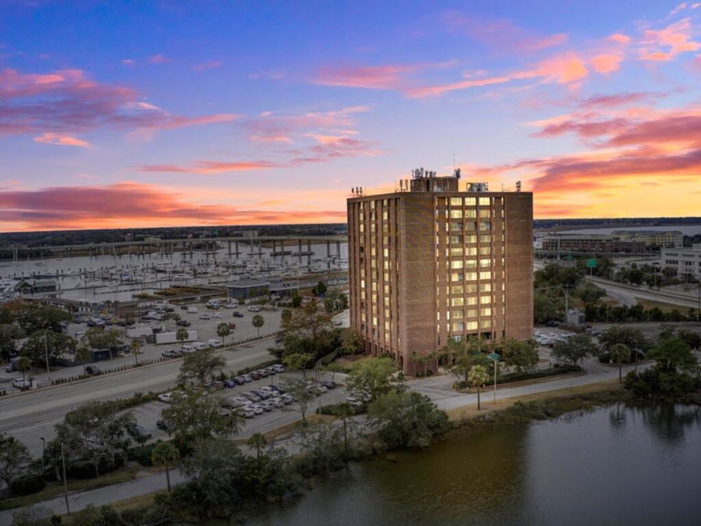 Image 2: Ashley House Sunset View