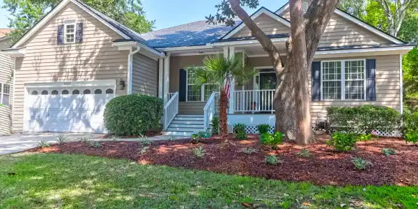 1223 Palmetto Peninsula Drive, Mount Pleasant SC 29464