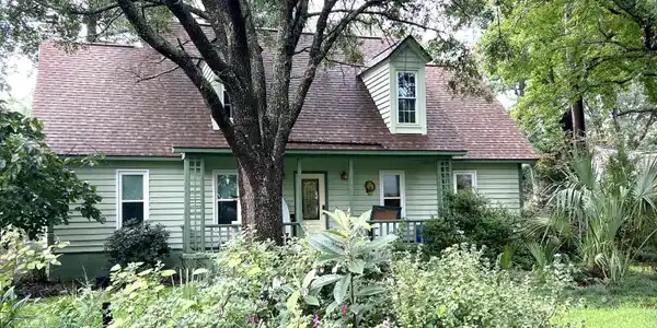 961 Mooring Drive
