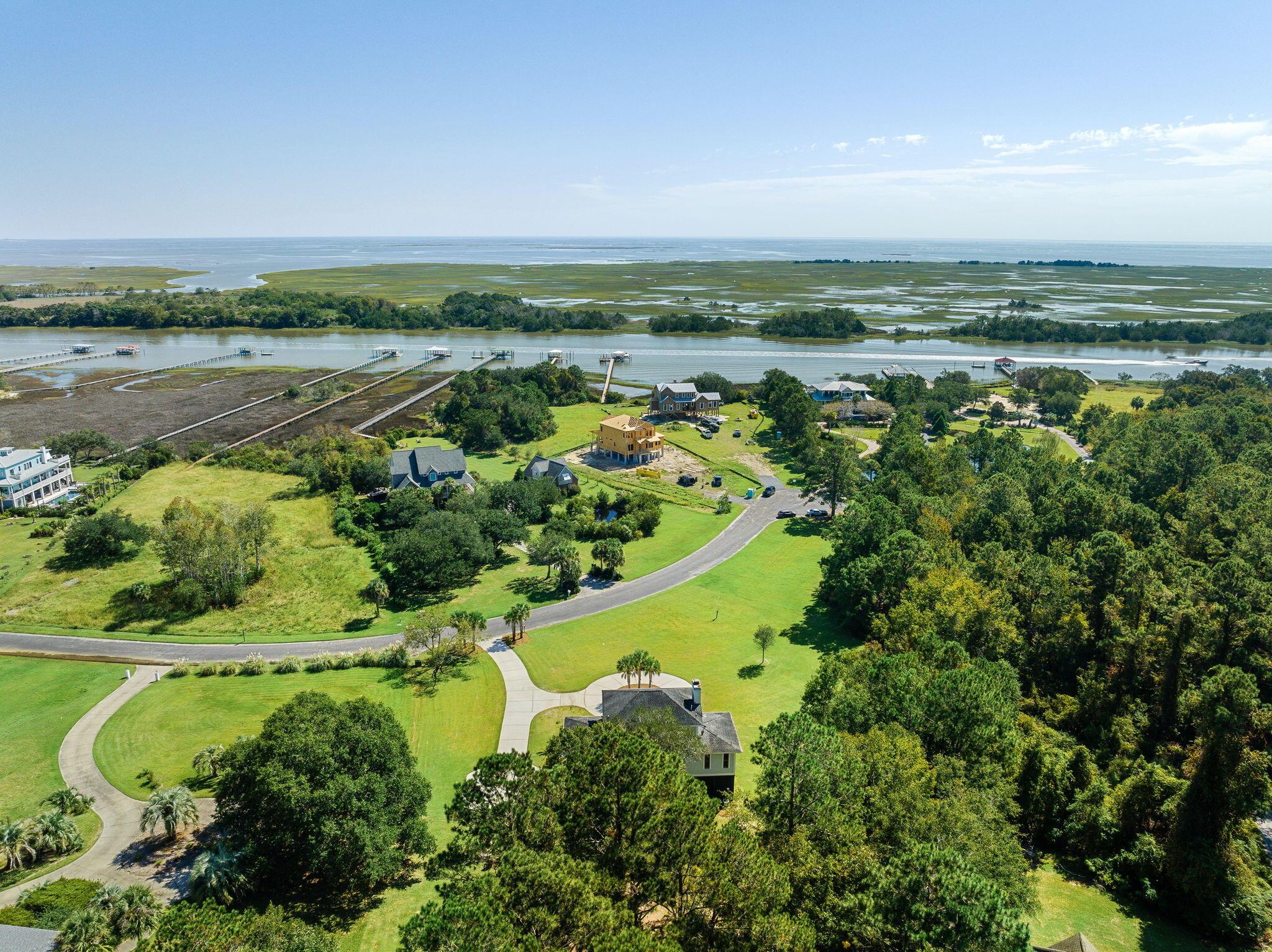 Image 4: ICW center from property