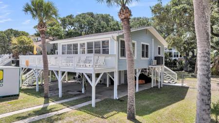 705 Palmetto Boulevard