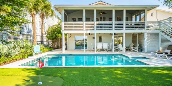 Image 2: 312CharlestonBlvd-KeenEyeMarketing-082