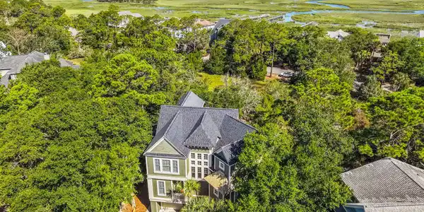 Image 4: Just steps from the marsh and the beach