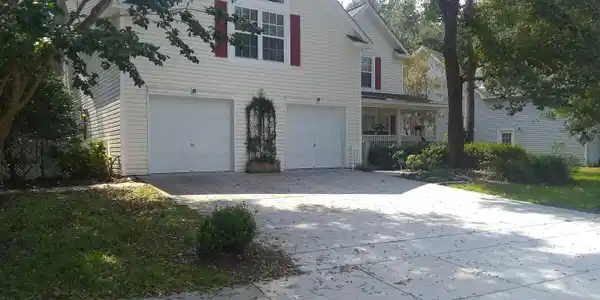682 Majestic Oak Drive