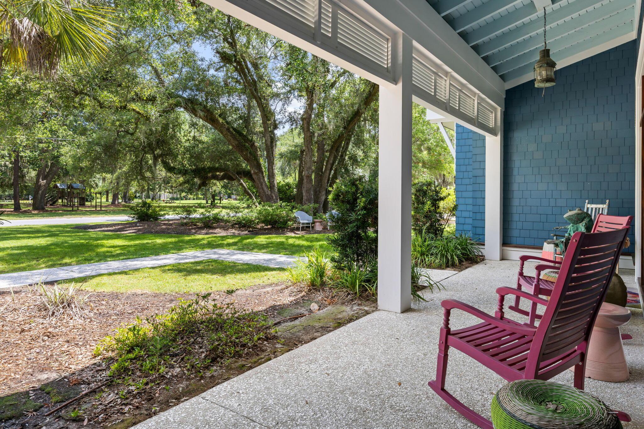 Image 4: 4-web-or-mls-1030 W Lakeview Dr - Coasta