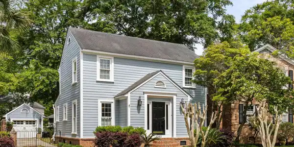 1063 Loyalist Lane