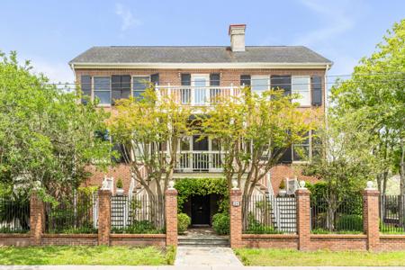 24 Barre Street