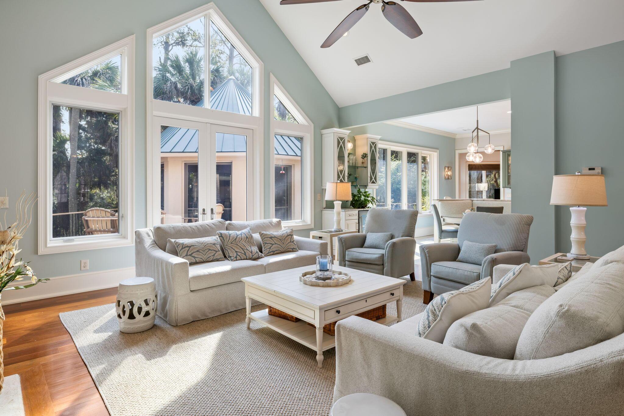 Image 1: Great Room into Kitchen