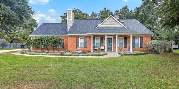 1267 Wespanee Place Court