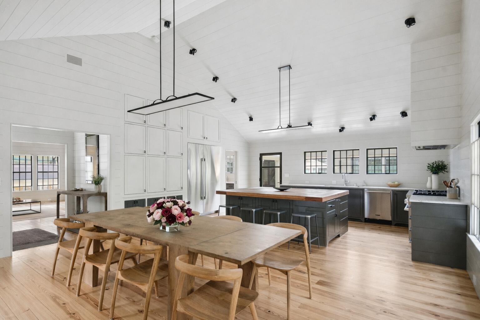 Image 2: Open Kitchen