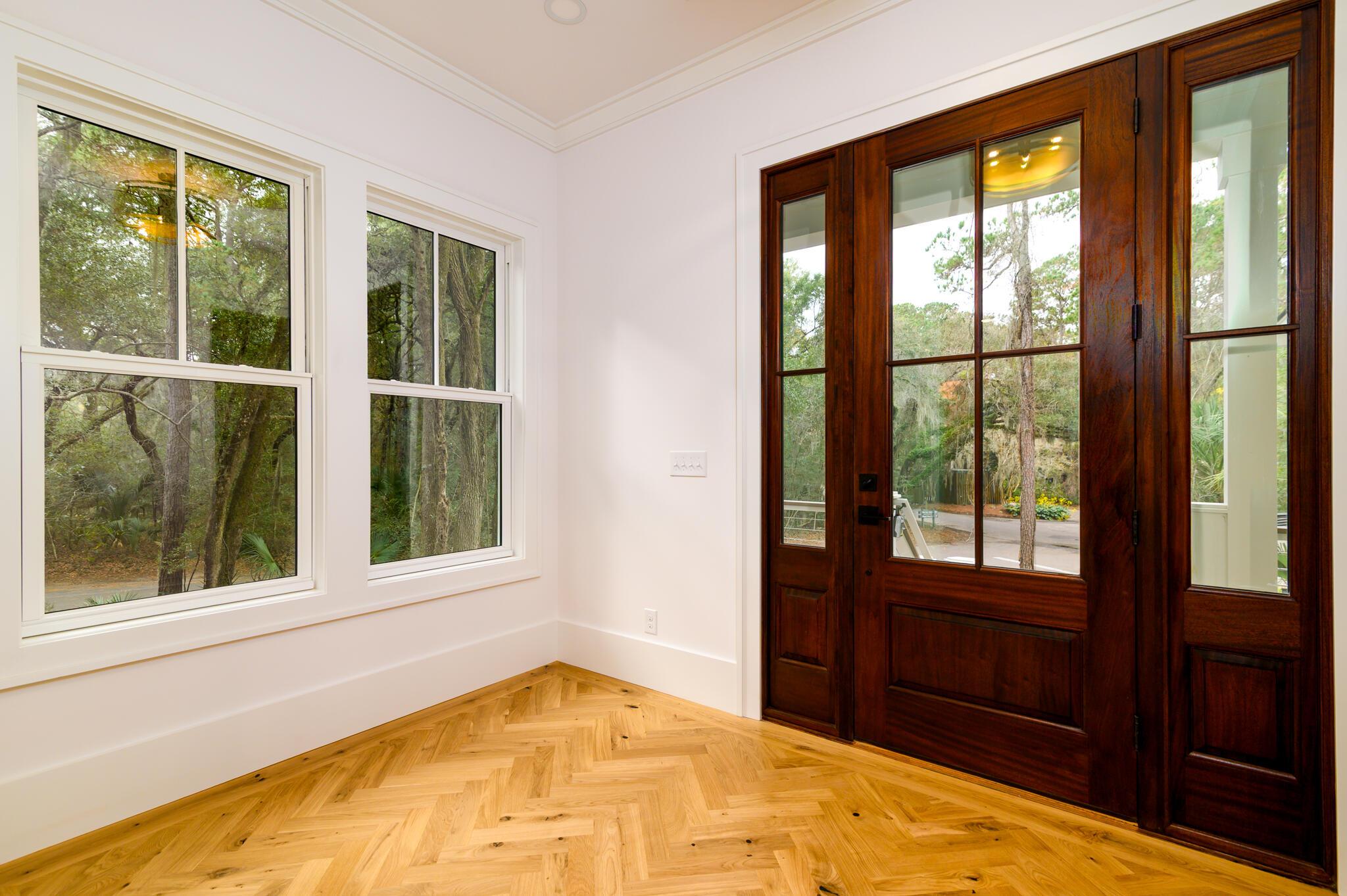 Image 3: 2706 Old Oak Walk - 1 - CMG