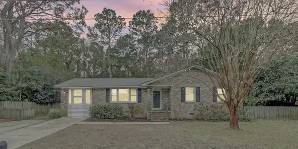 1267 Hampshire Road