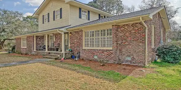 977 Fort Sumter Drive, Charleston SC 29412