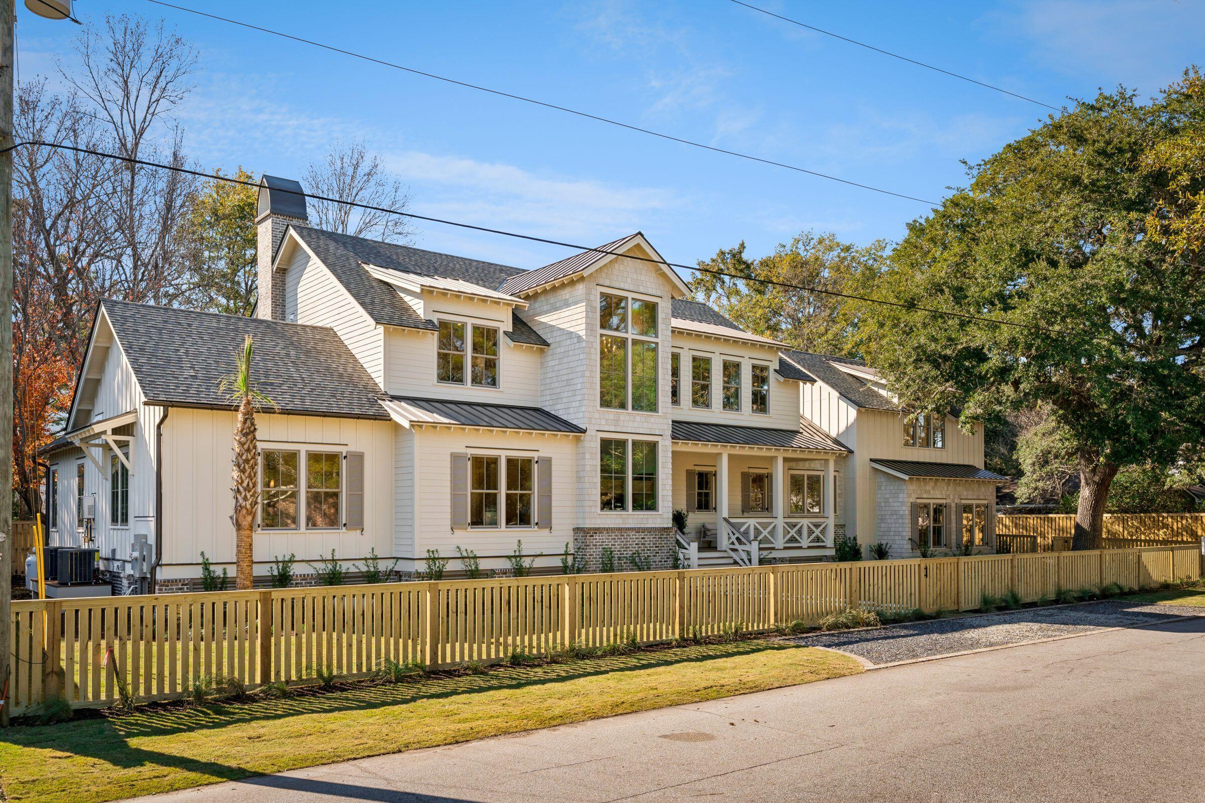 Image 1: 1335ErckmannDr-KeenEyeMarketing-001